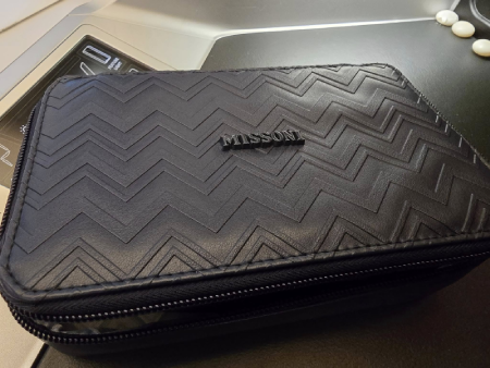 The amenity kit offered in Delta One